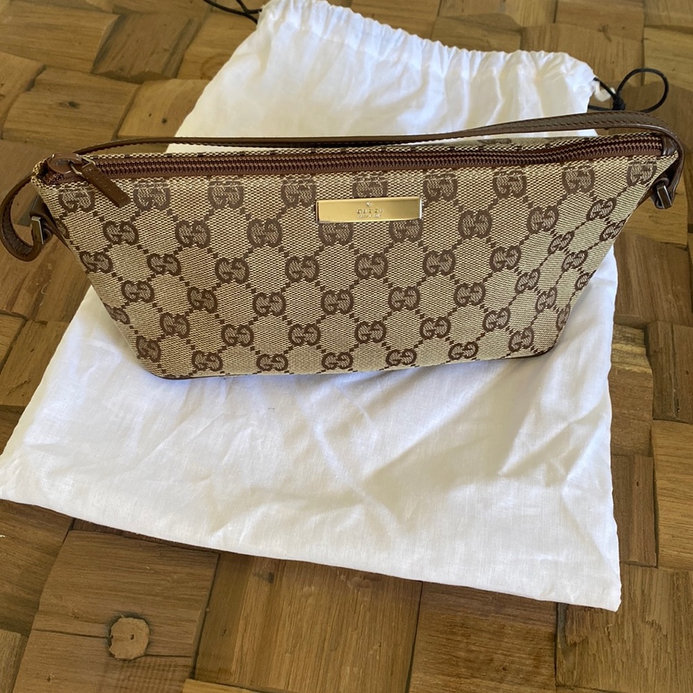 Gucci shoulder bag